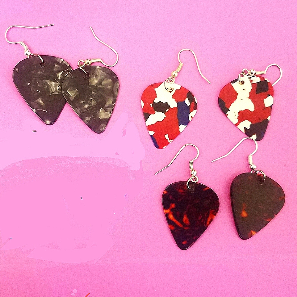 Guitar Pick Earrings!
